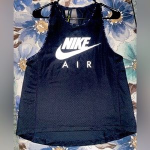 New women’s Nike jersey